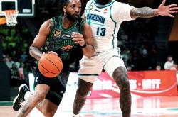 lol合区-辽宁男篮连续战胜，稳住前进步伐