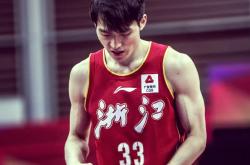 lol官网-广东宏远球员吴前表现神勇，帮助球队战胜对手