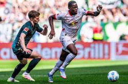 lol合区-关于RB莱比锡球星赛前受伤，或缺席关键比赛的信息