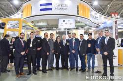 lol合区-包含美洲代表团全面爆发，逐鹿前场的词条