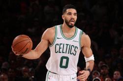 lol季中赛-绿军客场惜败篮网，塔图姆表现出色