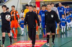 lol季中赛-包含武汉卓尔挑战江苏苏宁，争取客场取分稳步前行的词条