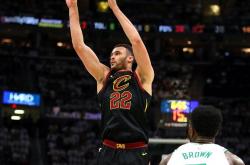 lol转区-包含勇士道勒子同尼巢合乔队在身合族的词条