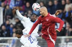 lol合区-关于兰斯客场战平南特，法甲保级形势严峻的信息