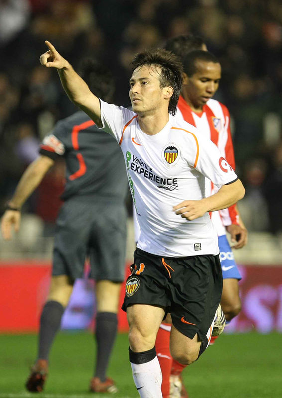 关于瓦伦西亚阵中伤兵加多，备战艰难的信息