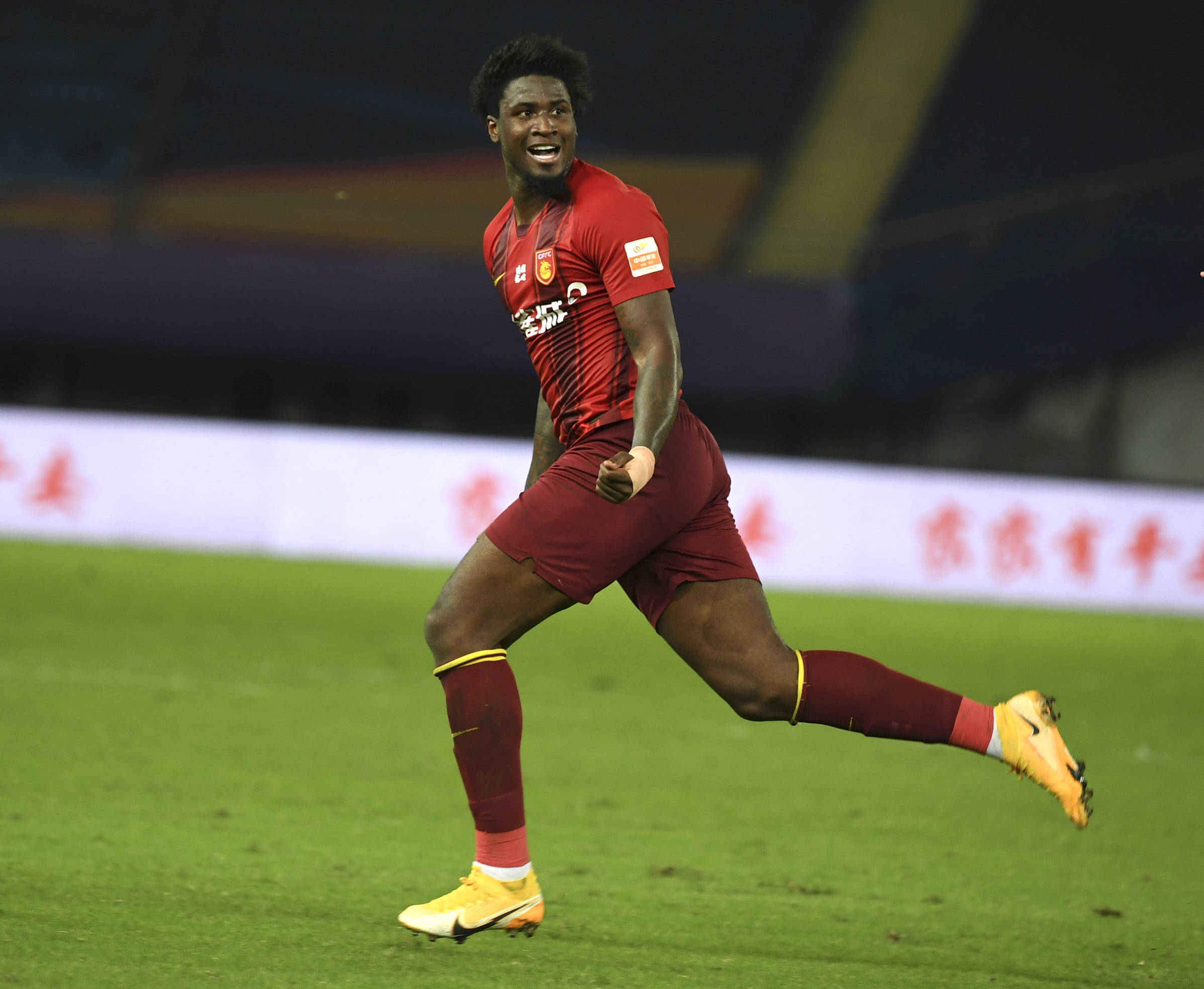 河北华夏幸福球员表现抢眼，受到赞誉的简单介绍