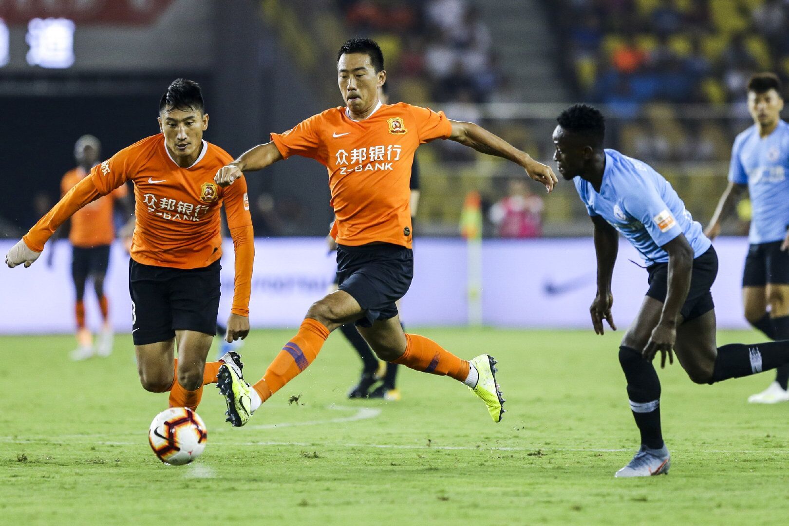 关于国安苦战，遗憾不敌鹿岛鹿角的信息