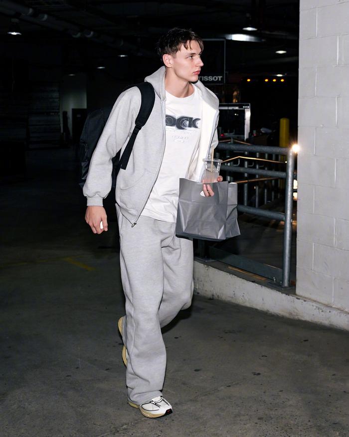 关于热火队球员表现神勇，球队士气高涨的信息