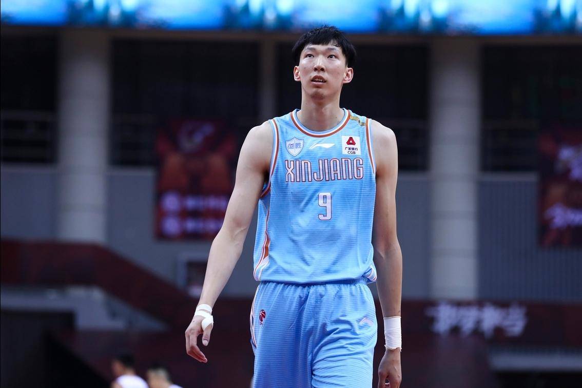关于周琦重返赛场！新疆战胜广州取得胜利助积分榜领先的信息