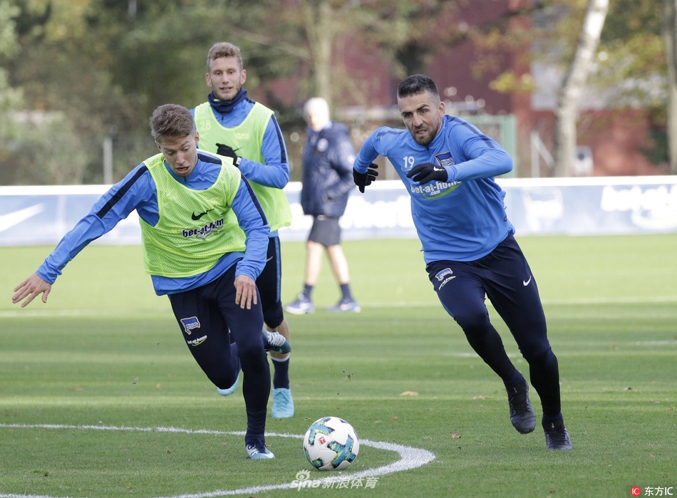 柏林赫塔球员备战细节工作，迎来挑战！的简单介绍