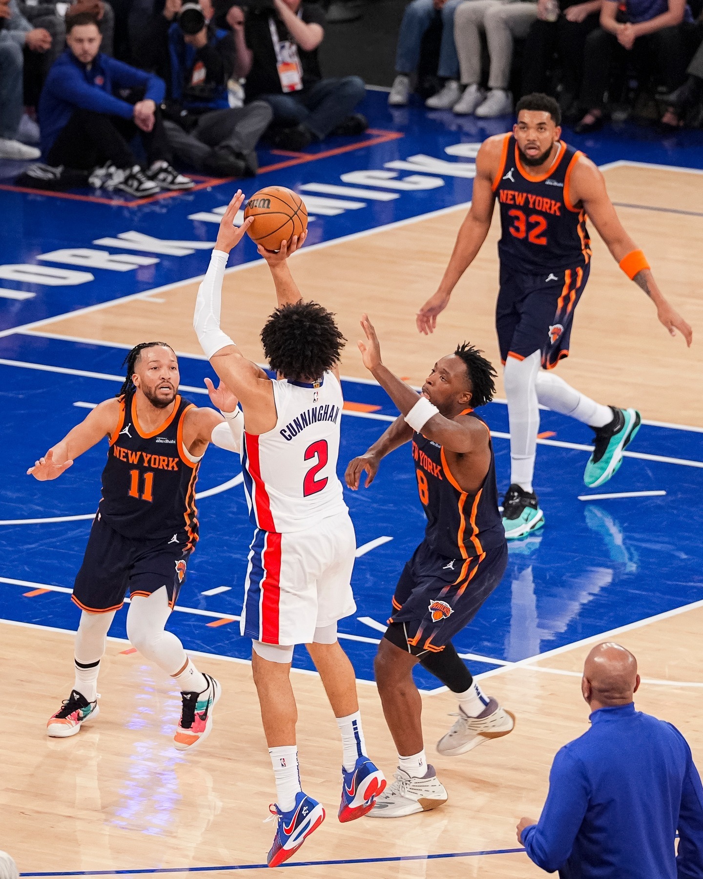 尼克斯落败于篮网，遭遇四连败厄运