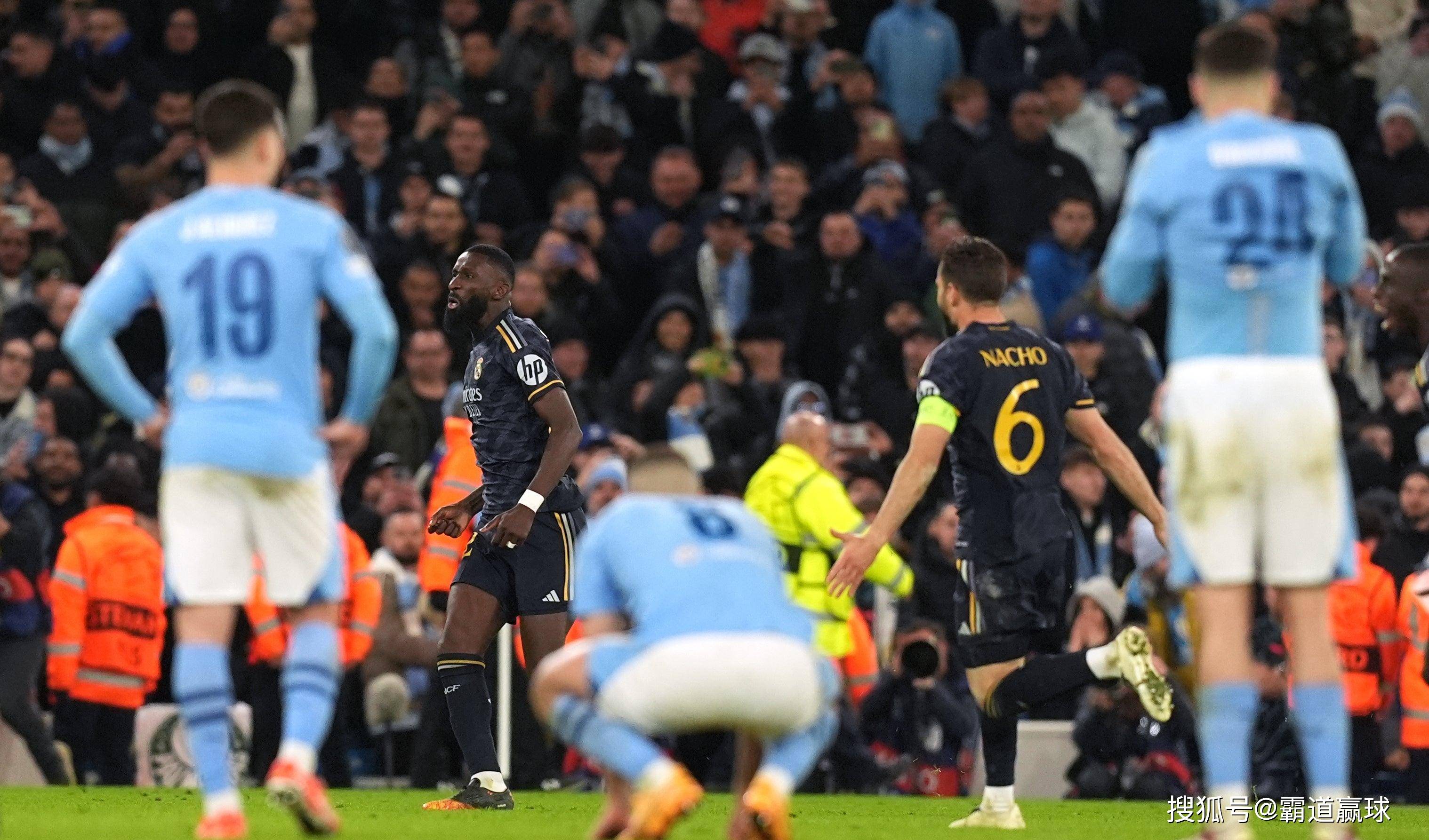 皇家马德里队在欧冠比赛中迎战对手