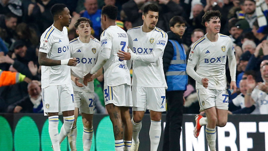 关于桑德兰队比分领先，赢得关键比赛的信息