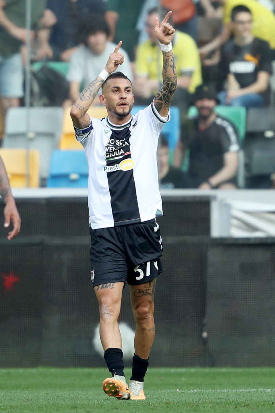 雷恩:乌迪内斯队夺得比赛胜利，令人瞩目的简单介绍