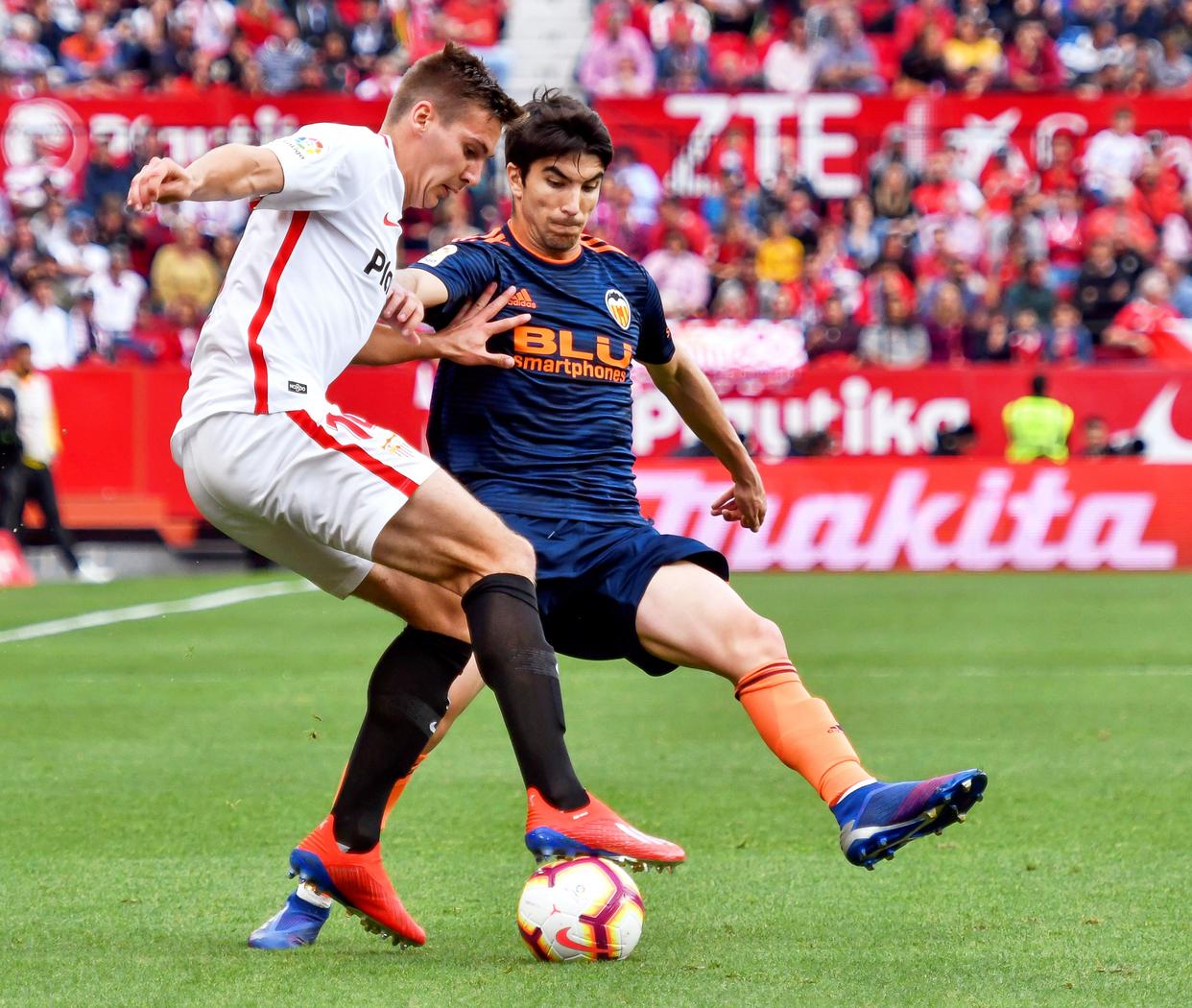 塞维利亚主场战胜对手，延续连胜