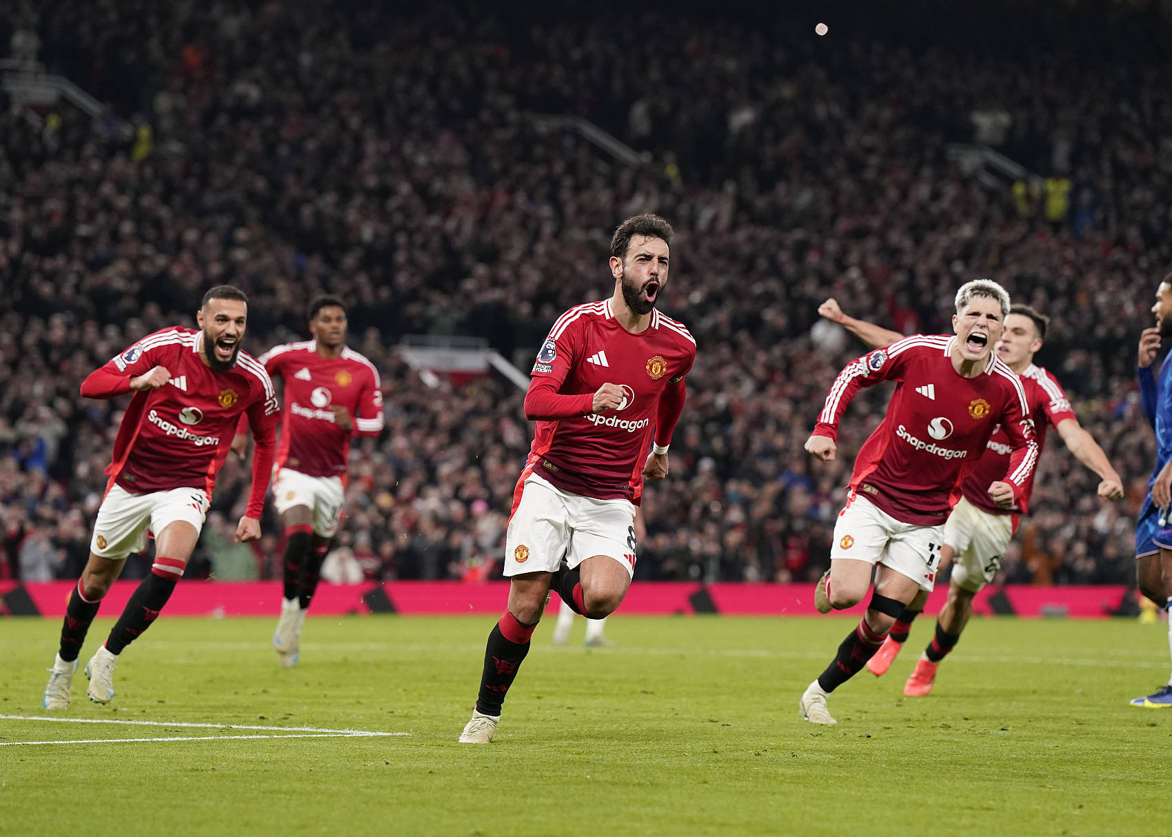 米兰迎来胜利，提升士气冲击欧战资格