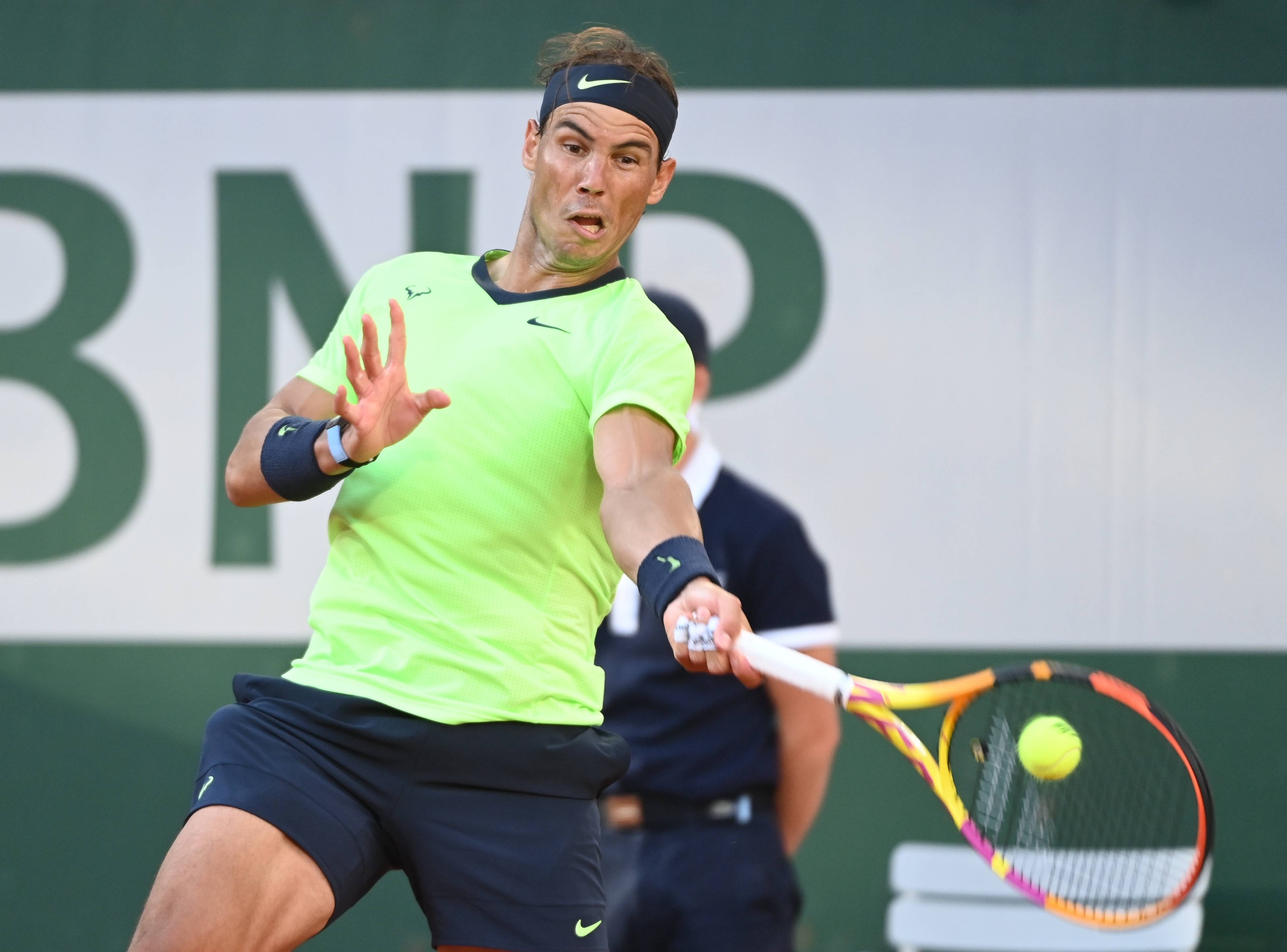 法国网球队完胜日本网球队，纳达尔绝境逆转的简单介绍