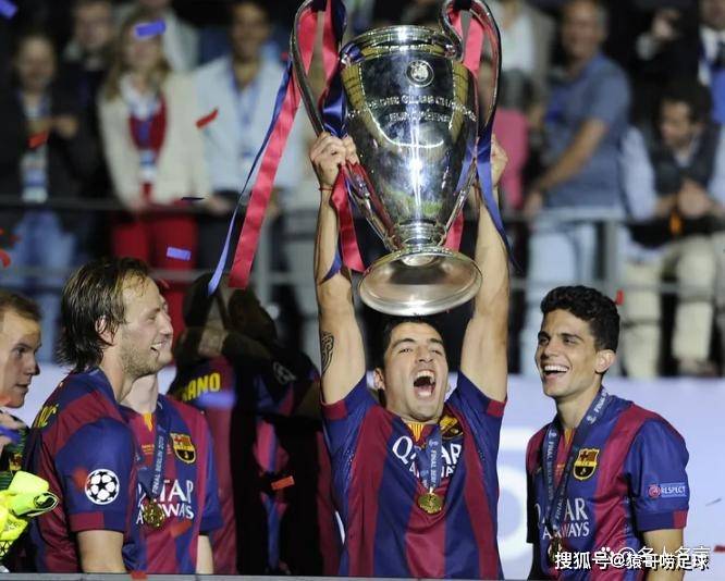 巴西碾压西班牙，苏亚雷斯开启传奇时刻顶尖较量全球总决赛，技惊四座的简单介绍