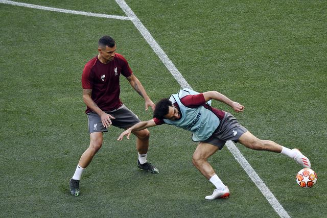 巴黎险胜丹麦,范戴克扛起全队 巴黎险胜丹麦,范戴克扛起全队